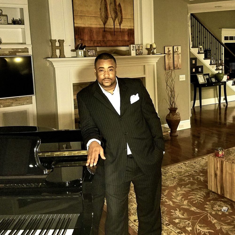 Meet your Posher, Adrian